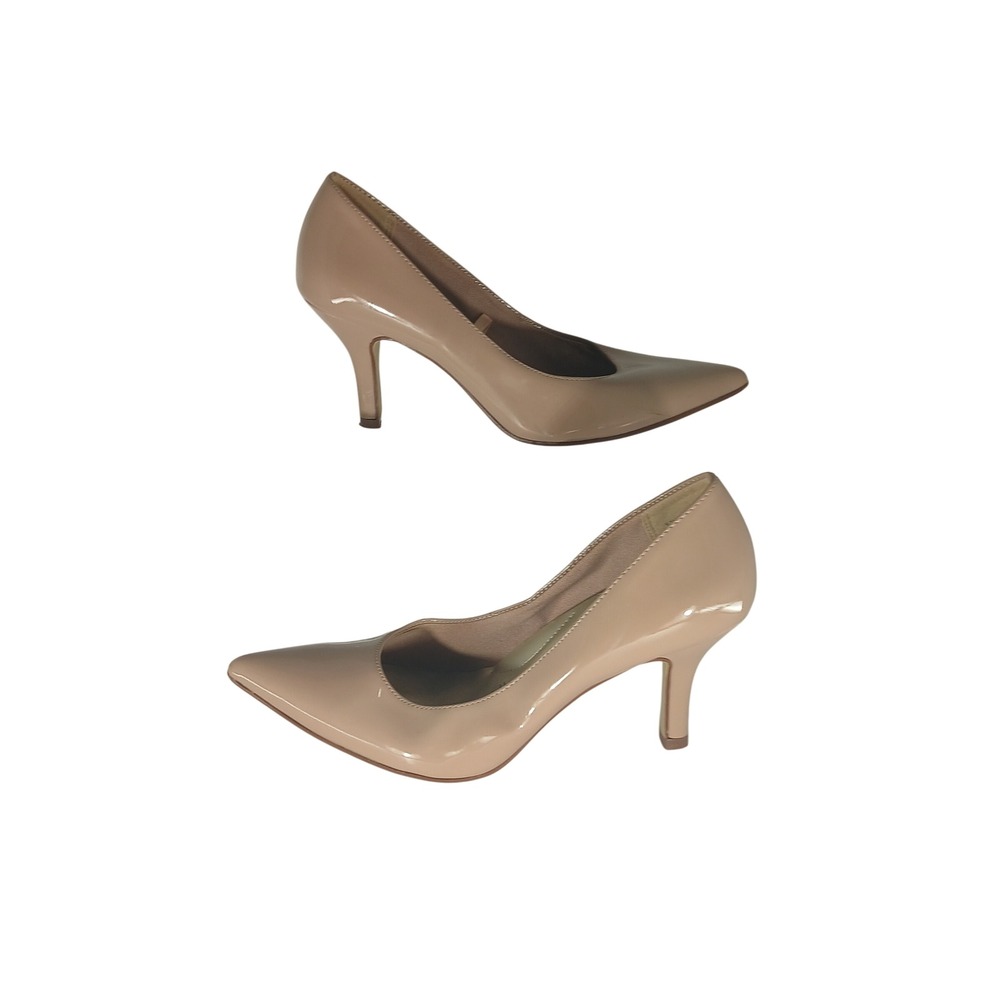 East 5th Debbie Pump 6.5M Nude Patent Pointed Toe Kitten Heel Officecore Neutral